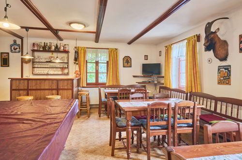 Foto 8 - Casa con 4 camere da letto a Úhlejov con piscina privata e giardino