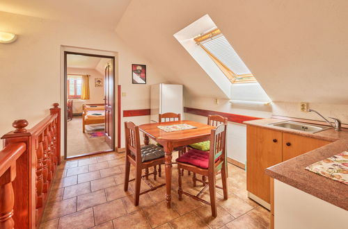 Foto 3 - Casa con 4 camere da letto a Úhlejov con piscina privata e giardino