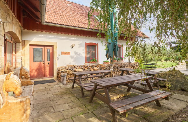 Casa de 4 quartos em Úhlejov com piscina privada e jardim - Foto 5