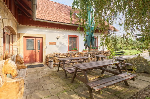 Foto 5 - Casa con 4 camere da letto a Úhlejov con piscina privata e giardino