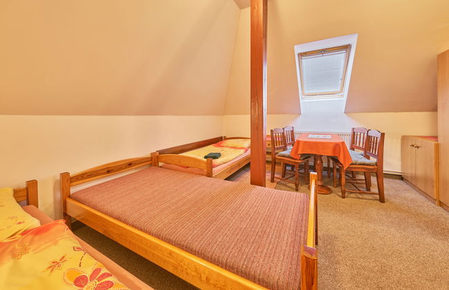 Casa de 4 quartos em Úhlejov com piscina privada e jardim - Foto 14