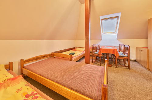 Foto 14 - Casa con 4 camere da letto a Úhlejov con piscina privata e giardino