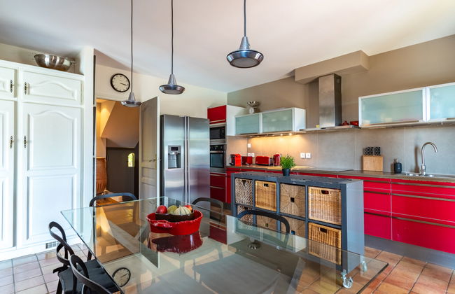 Casa con 4 camere da letto a Bormes-les-Mimosas con piscina privata e giardino - Foto 10