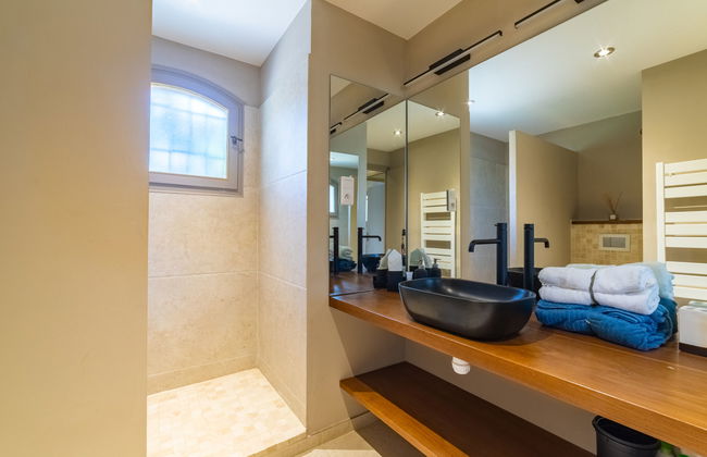 Casa con 4 camere da letto a Bormes-les-Mimosas con piscina privata e giardino - Foto 20