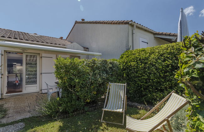Casa de 2 quartos em Vaux-sur-Mer com piscina e jardim - Foto 2