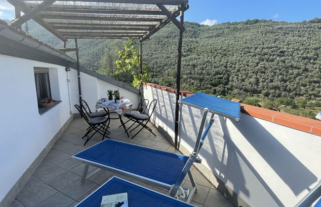Apartamento de 2 quartos em Dolcedo com piscina e jardim - Foto 16