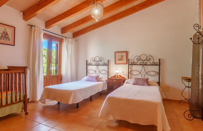 Casa de 3 quartos em Selva com piscina privada e jardim - Foto 13