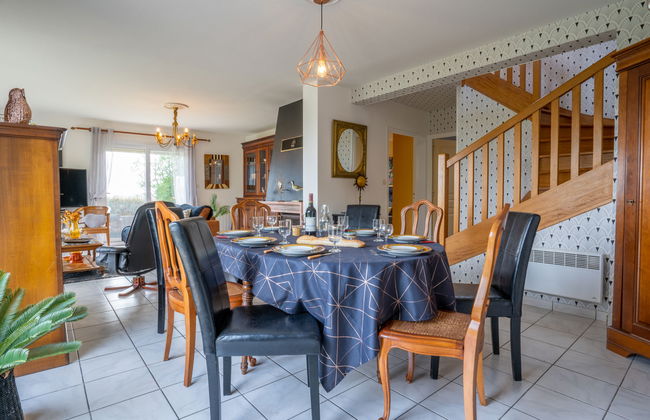 Casa de 6 quartos em Sibiril com jardim e terraço - Foto 12