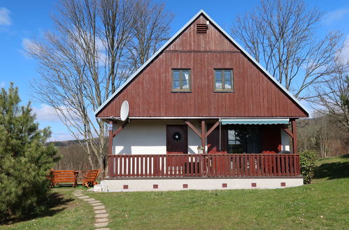 Foto 1 - Casa con 3 camere da letto a Černý Důl con piscina e vista sulle montagne