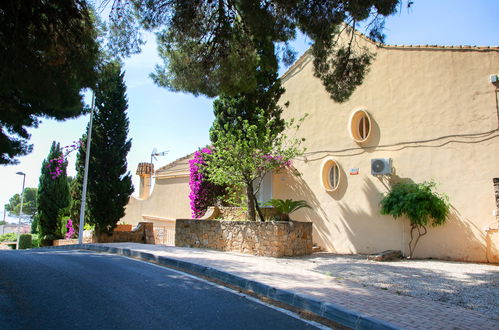 Foto 20 - Appartamento con 2 camere da letto a Calp con giardino e terrazza