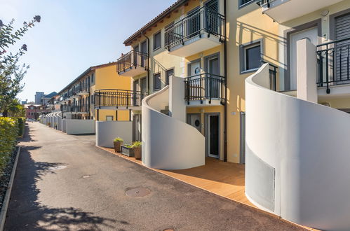 Foto 20 - Apartamento de 2 quartos em Port-Valais com terraço e vista para a montanha