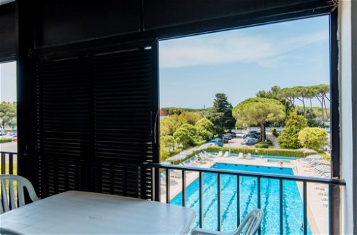 Photo 3 - 2 bedroom Apartment in Bibbona with swimming pool and sea view
