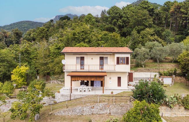 Casa de 2 quartos em Seravezza com jardim e terraço - Foto 12