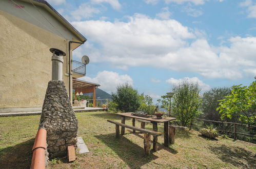 Photo 37 - Maison de 2 chambres à Seravezza avec jardin et terrasse