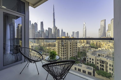 Photo 38 - Nouveau Art Deco 3BR with Burj & Canal Views