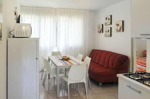 Foto 6 - Apartamento de 2 quartos em San Michele al Tagliamento com jardim e vistas do mar