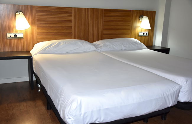 Hotel y Apartamentos SNÖ Isaba - Foto 1