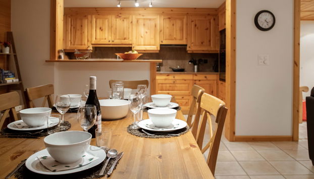 4 bedroom Apartment in Ollon with garden and terrace - Photo 3