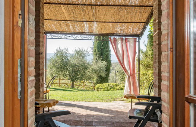 Apartamento de 3 quartos em Paciano com piscina e jardim - Foto 15