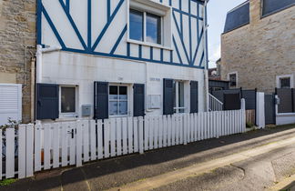 Foto 3 - Casa de 3 habitaciones en Saint-Aubin-sur-Mer con terraza