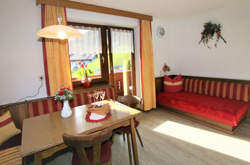 Photo 46 - Appartement de 3 chambres à Aschau im Zillertal avec vues sur la montagne