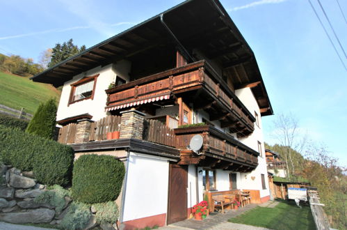 Foto 16 - Apartamento de 3 quartos em Aschau im Zillertal com jardim