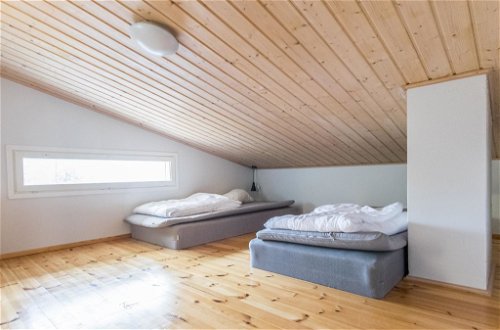 Foto 19 - Casa de 5 habitaciones en Pelkosenniemi con sauna y vistas a la montaña