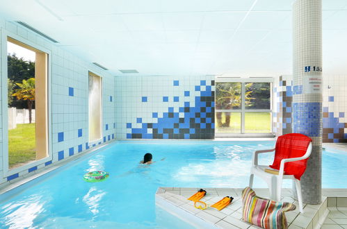 Foto 5 - Apartamento de 2 habitaciones en Saint-Briac-sur-Mer con piscina y jardín