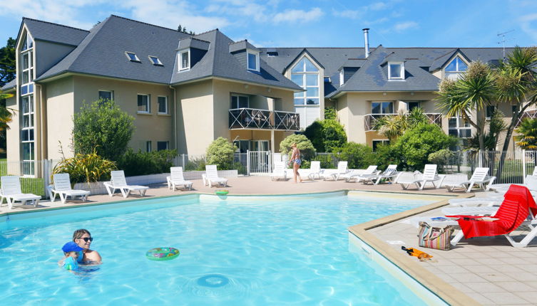 Foto 1 - Apartamento de 2 habitaciones en Saint-Briac-sur-Mer con piscina y vistas al mar