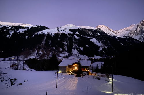 Photo 15 - Appartement de 2 chambres à Lenk avec jardin