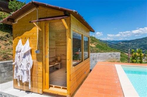 Foto 35 - Haus mit 2 Schlafzimmern in Pescia mit privater pool und garten