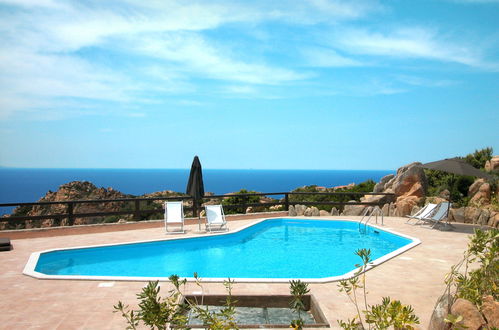 Photo 19 - Maison de 3 chambres à Trinità d'Agultu e Vignola avec piscine privée et jardin