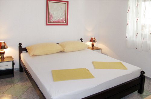 Foto 3 - Appartamento con 2 camere da letto a Jasenice con terrazza e vista mare