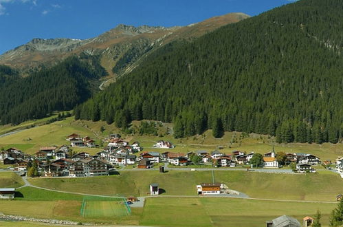 Foto 5 - Apartment mit 2 Schlafzimmern in Ischgl mit blick auf die berge