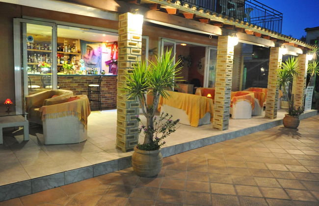 Makis Apartments - Foto 19