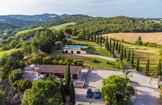 Foto 3 - Appartamento con 2 camere da letto a Montecatini Val di Cecina con piscina e giardino