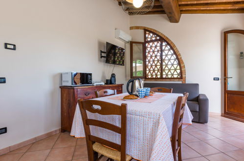 Photo 10 - 1 bedroom Apartment in Montecatini Val di Cecina with swimming pool and terrace