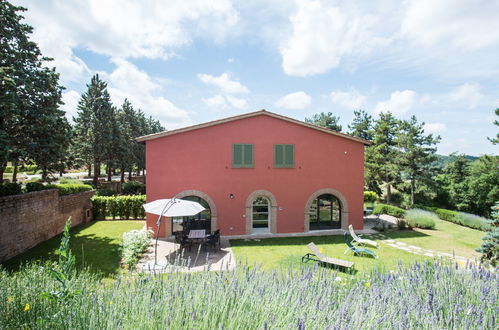 Photo 2 - Maison de 2 chambres à Trequanda avec piscine et jardin