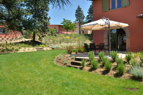 Photo 55 - 2 bedroom House in Trequanda with swimming pool and garden