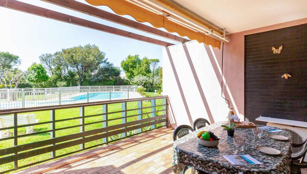 Apartamento de 1 quarto em Fréjus com piscina e jardim - Foto 1