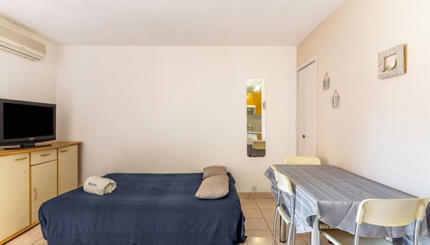 Apartamento de 1 quarto em Fréjus com piscina e jardim - Foto 3