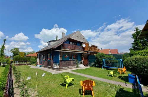 Photo 1 - Maison de 2 chambres à Balatonkeresztúr avec jardin et terrasse