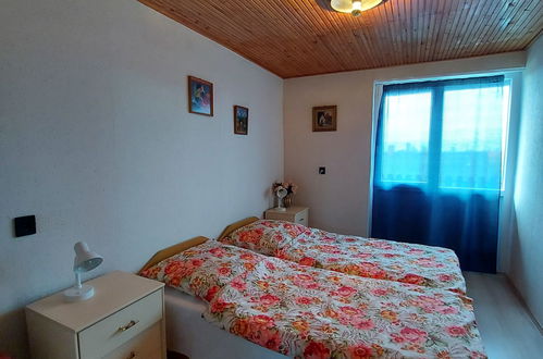 Foto 4 - Casa con 2 camere da letto a Balatonkeresztúr con giardino