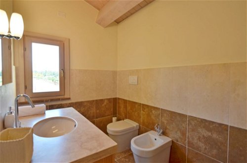 Photo 25 - 3 bedroom House in Trequanda with swimming pool and garden