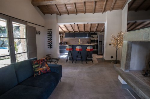 Foto 8 - Casa con 1 camera da letto a Passignano sul Trasimeno con piscina privata e vista sulle montagne
