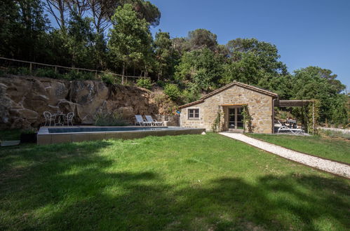 Photo 25 - Maison de 1 chambre à Passignano sul Trasimeno avec piscine privée et jardin