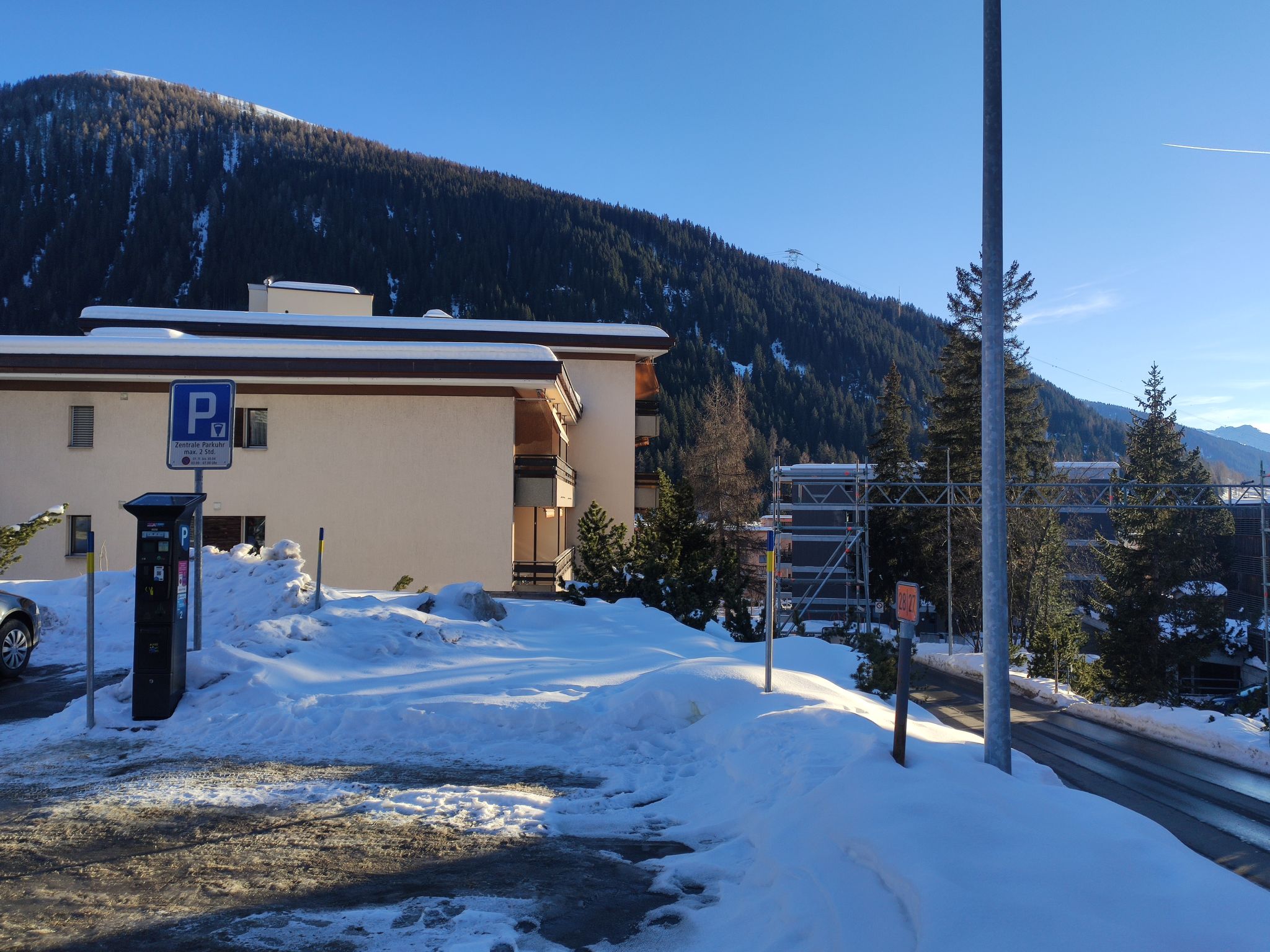 Foto 31 - Appartamento con 2 camere da letto a Davos con vista sulle montagne