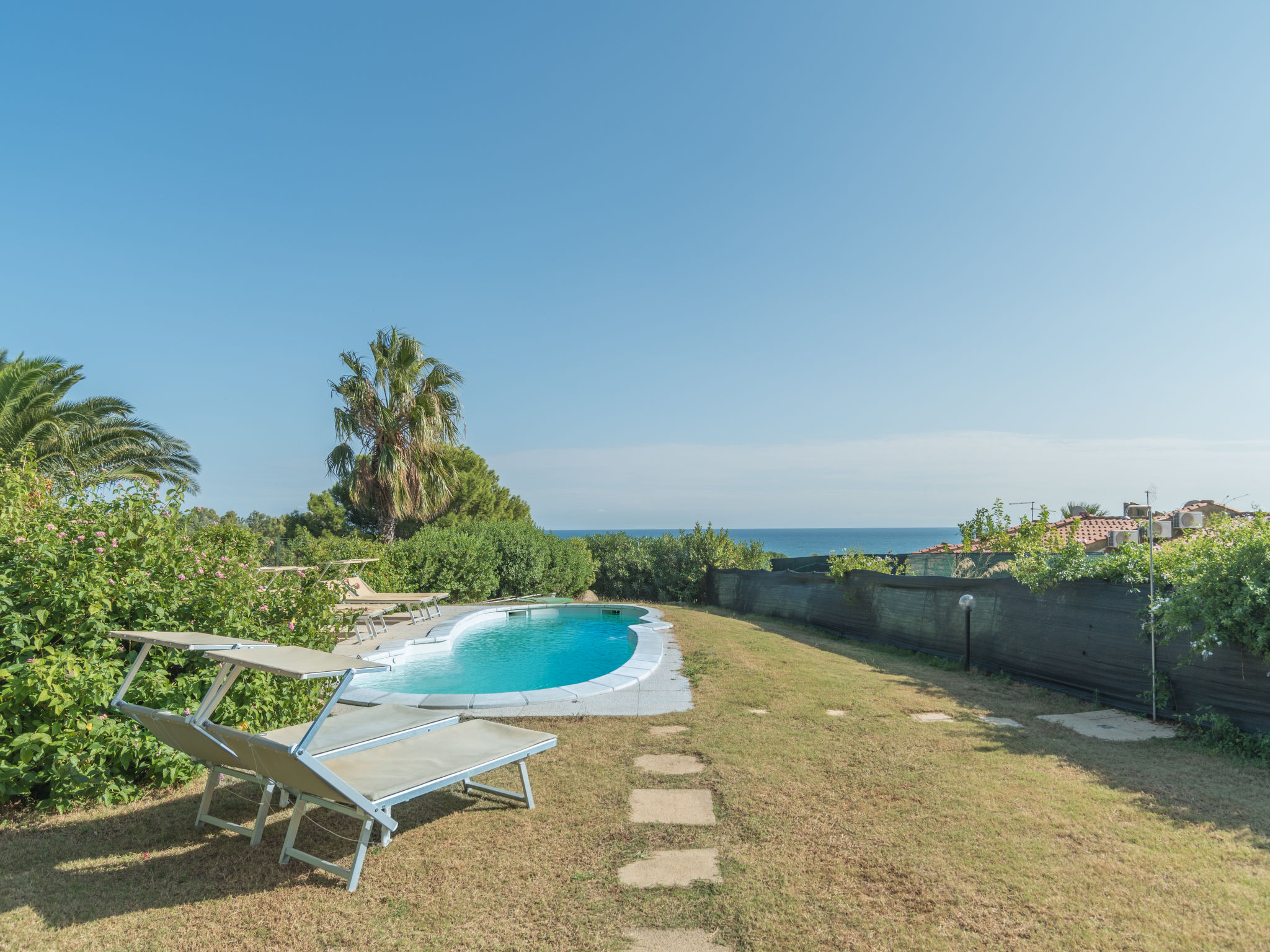 Foto 3 - Apartamento de 1 quarto em Muravera com piscina e vistas do mar