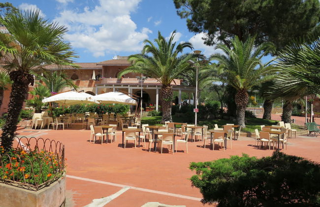 Apartamento de 2 quartos em Muravera com piscina e jardim - Foto 25