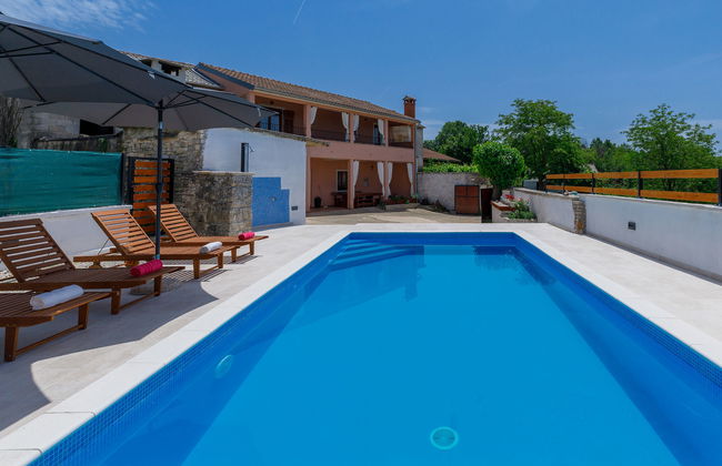 Casa de 4 quartos em Žminj com piscina privada e jardim - Foto 38